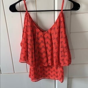 Flowy tank